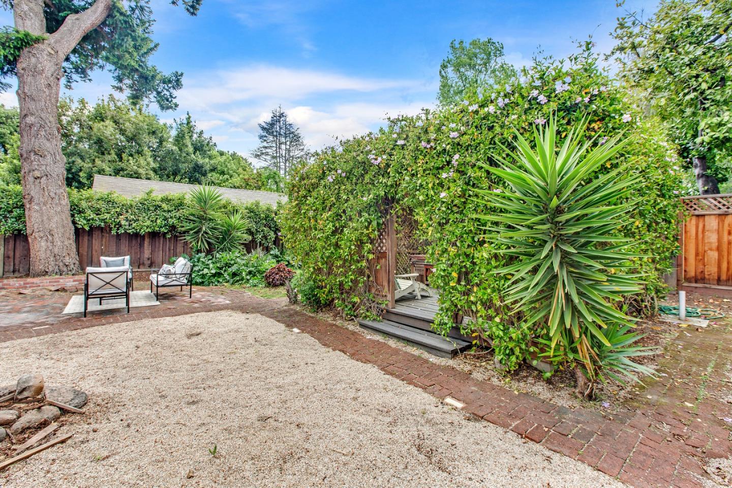Detail Gallery Image 30 of 35 For 329 Pope St, Menlo Park,  CA 94025 - 3 Beds | 2 Baths