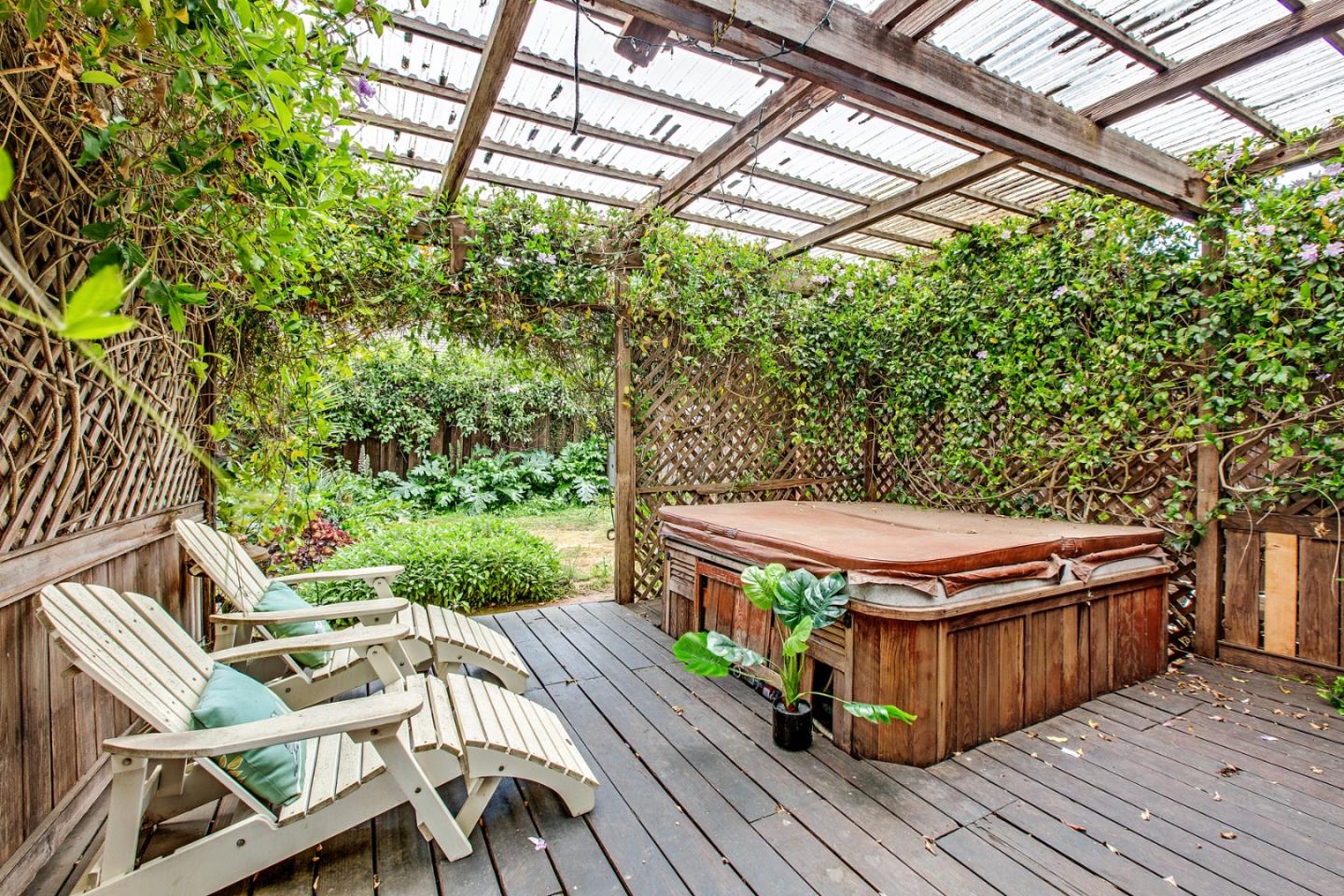 Detail Gallery Image 31 of 35 For 329 Pope St, Menlo Park,  CA 94025 - 3 Beds | 2 Baths