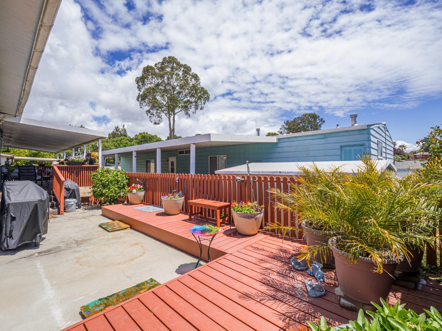 Detail Gallery Image 35 of 47 For 2435 Felt St #38,  Santa Cruz,  CA 95062 - 2 Beds | 2 Baths