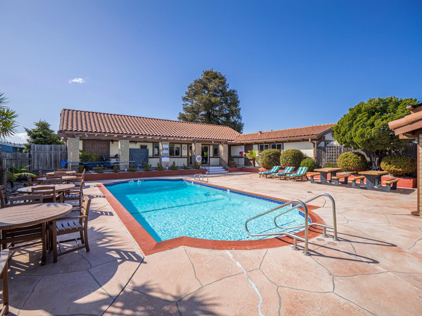 Detail Gallery Image 44 of 47 For 2435 Felt St #38,  Santa Cruz,  CA 95062 - 2 Beds | 2 Baths