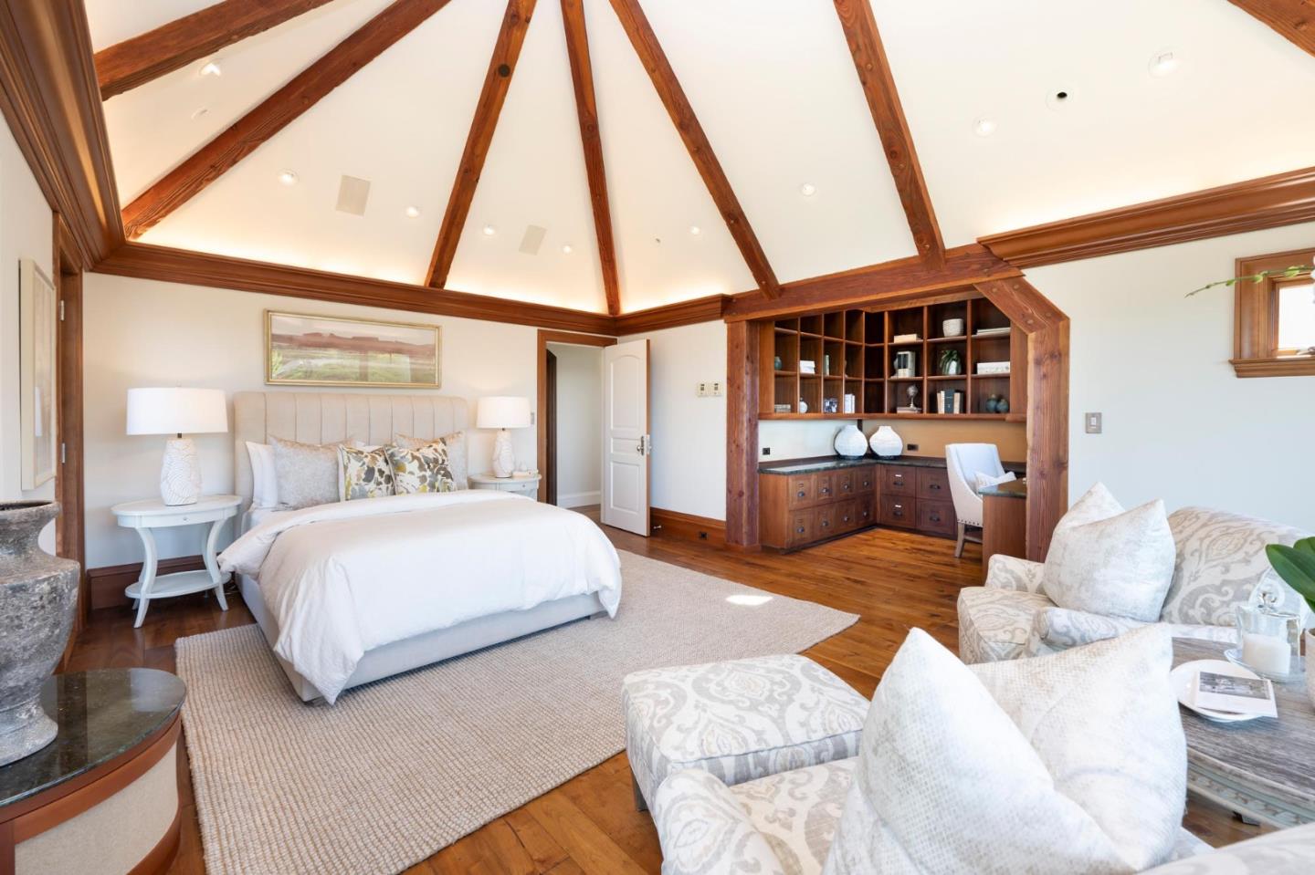 Detail Gallery Image 22 of 49 For 30 Drayton Rd, Hillsborough,  CA 94010 - 5 Beds | 4/3 Baths