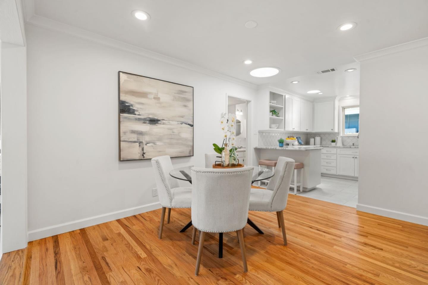 Detail Gallery Image 8 of 28 For 291 Alturas Ave, Sunnyvale,  CA 94085 - 3 Beds | 2 Baths