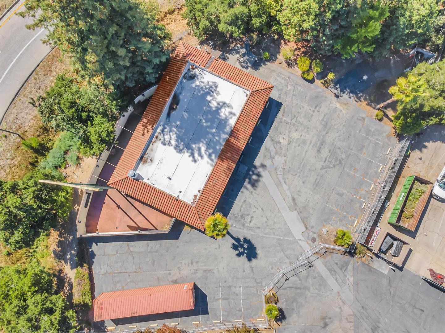 Detail Gallery Image 4 of 11 For 6016 Scotts Valley Dr, Scotts Valley,  CA 95066 - – Beds | – Baths