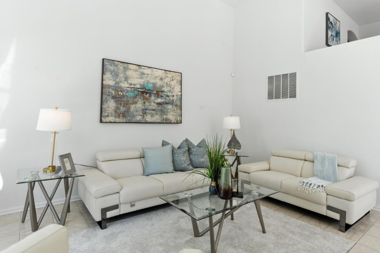 Detail Gallery Image 11 of 51 For 553 Mill River Ln, San Jose,  CA 95134 - 3 Beds | 2/1 Baths