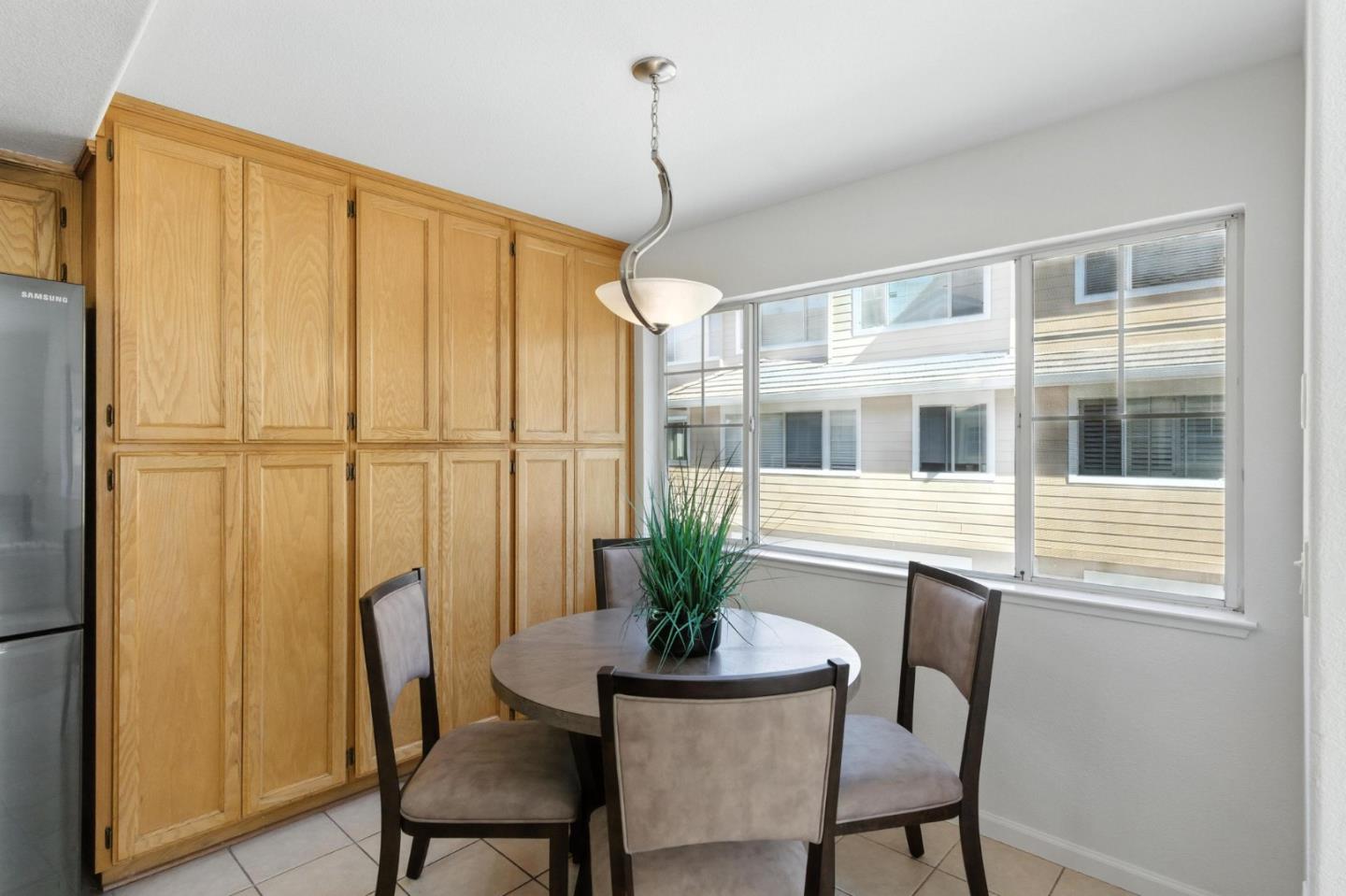 Detail Gallery Image 19 of 51 For 553 Mill River Ln, San Jose,  CA 95134 - 3 Beds | 2/1 Baths