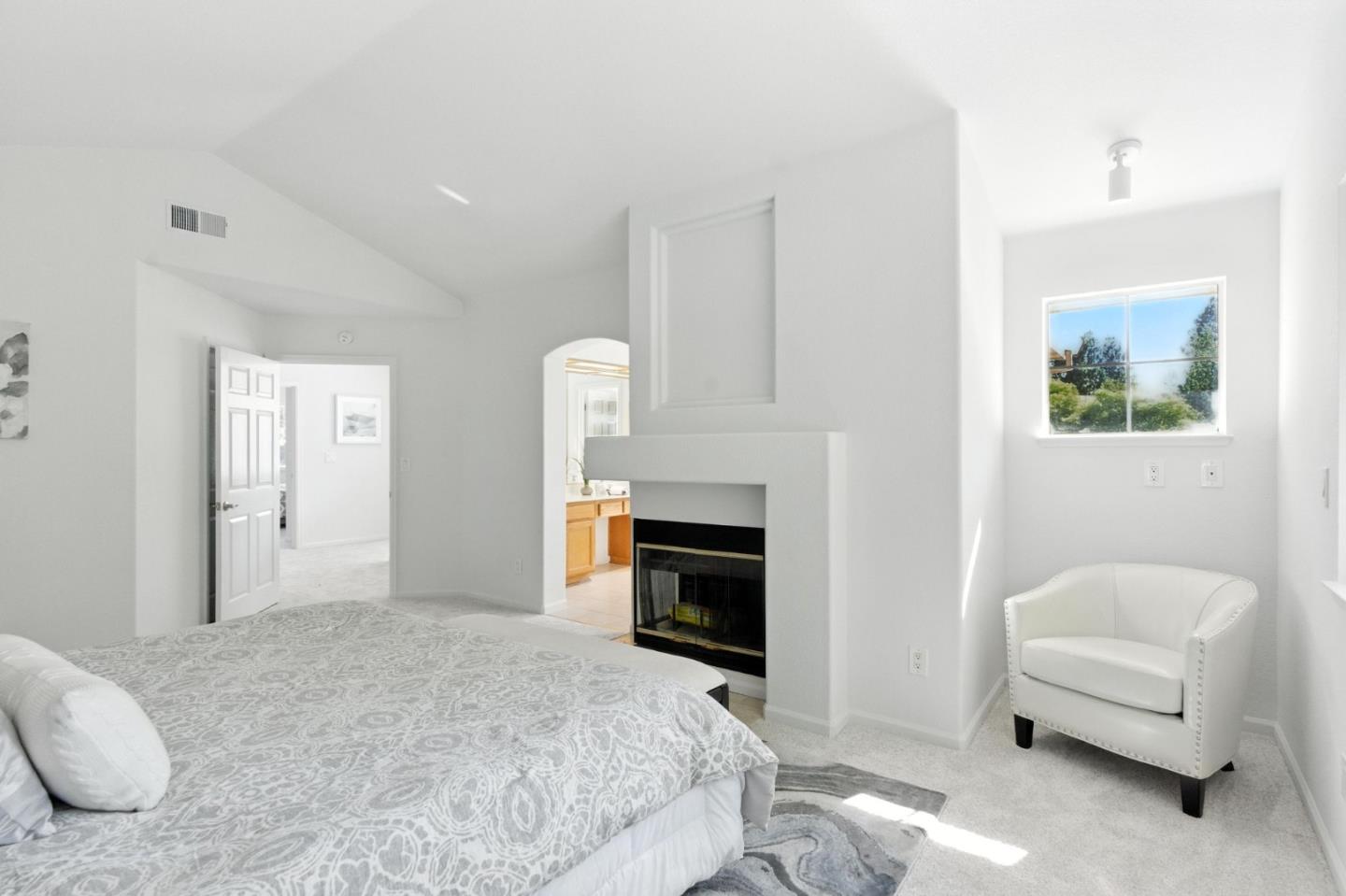 Detail Gallery Image 27 of 51 For 553 Mill River Ln, San Jose,  CA 95134 - 3 Beds | 2/1 Baths