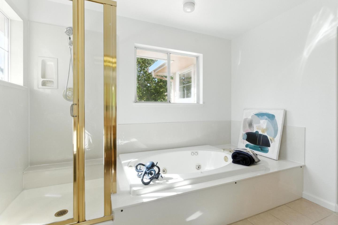 Detail Gallery Image 35 of 51 For 553 Mill River Ln, San Jose,  CA 95134 - 3 Beds | 2/1 Baths