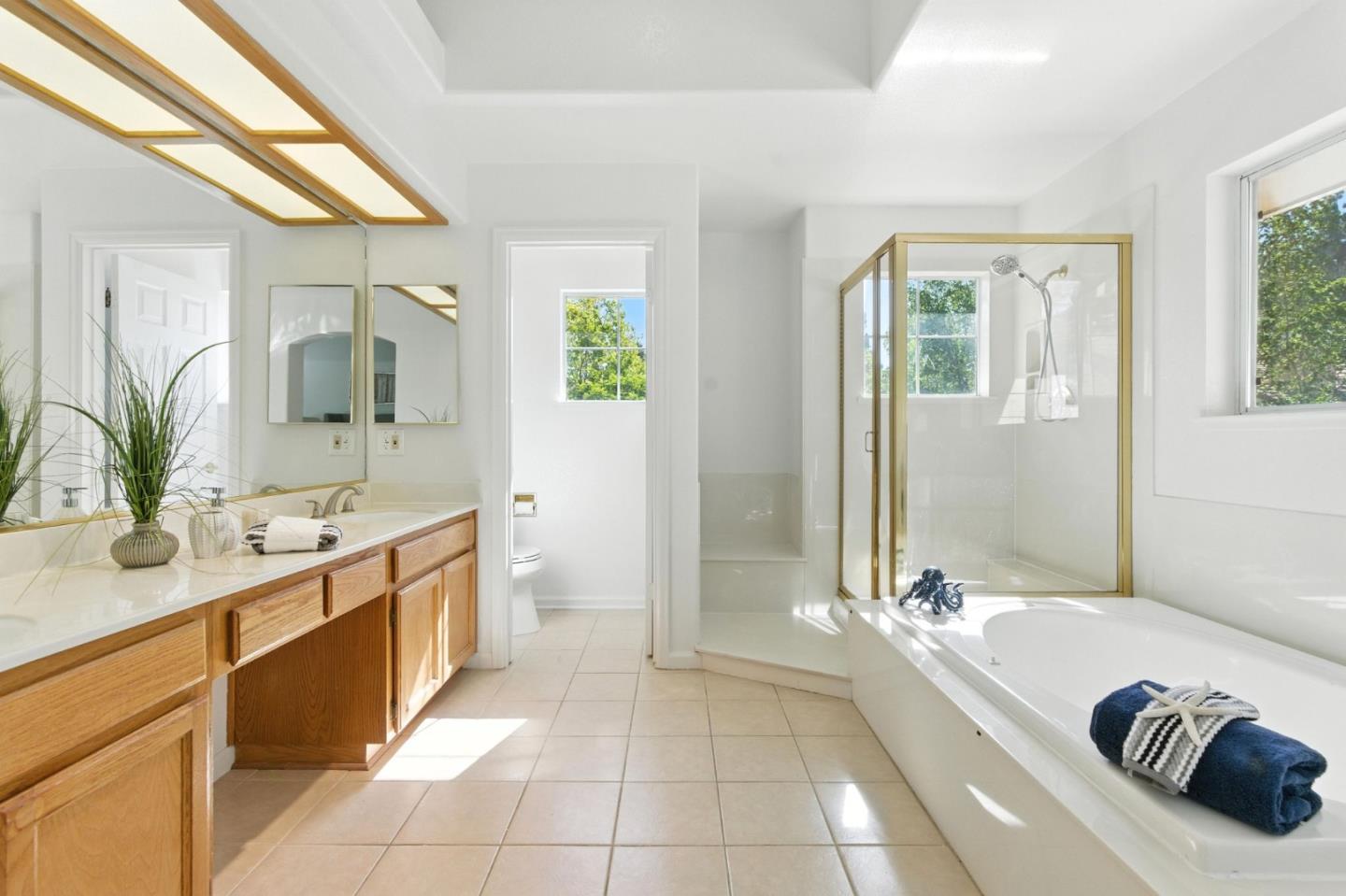 Detail Gallery Image 38 of 51 For 553 Mill River Ln, San Jose,  CA 95134 - 3 Beds | 2/1 Baths