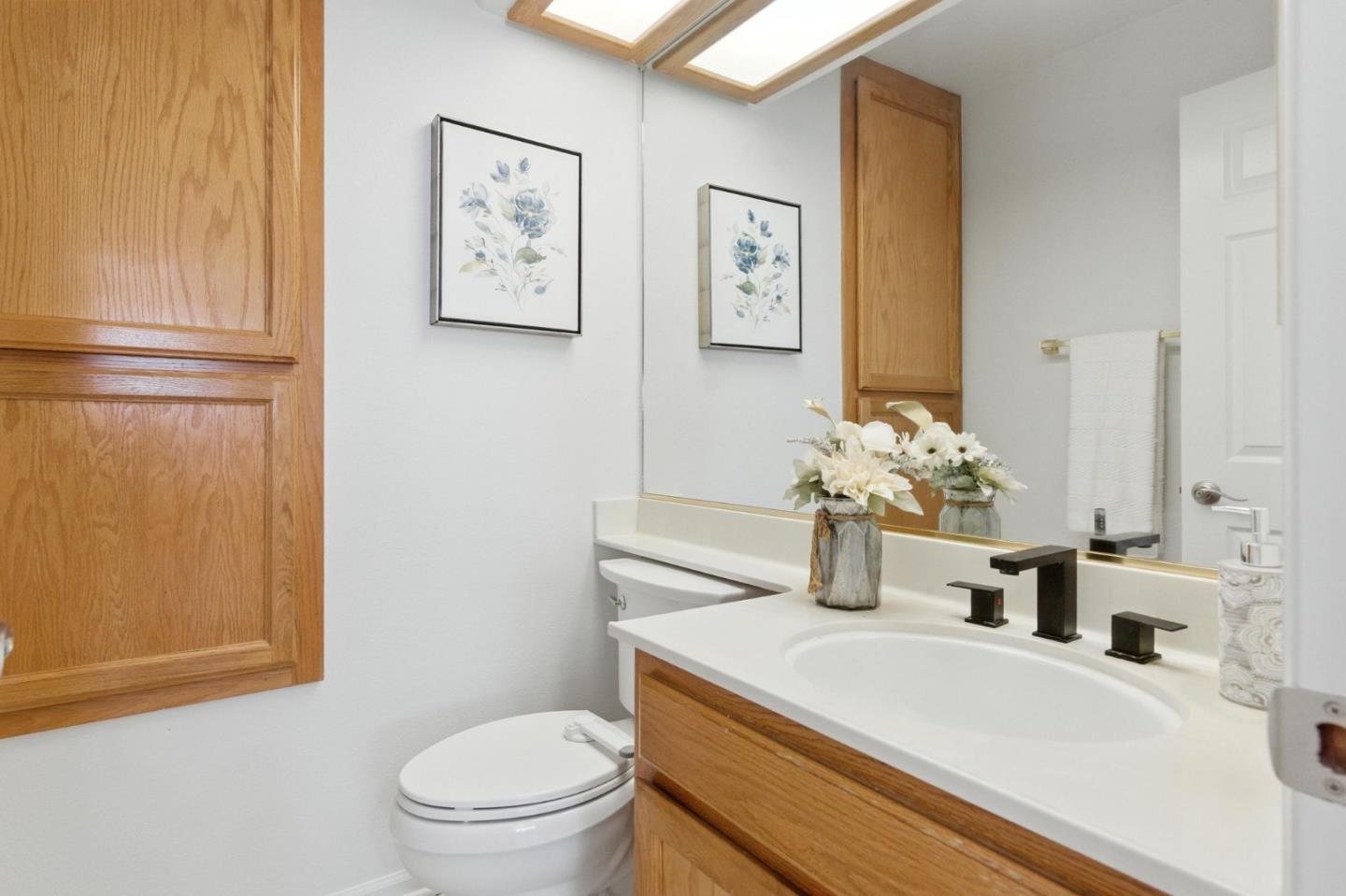 Detail Gallery Image 39 of 51 For 553 Mill River Ln, San Jose,  CA 95134 - 3 Beds | 2/1 Baths
