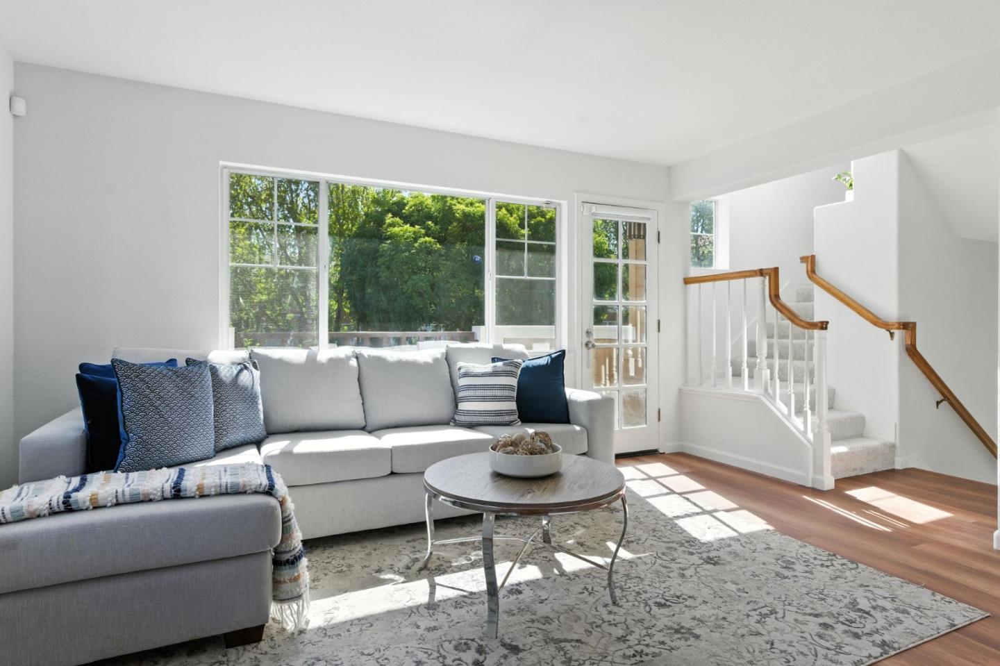 Detail Gallery Image 8 of 51 For 553 Mill River Ln, San Jose,  CA 95134 - 3 Beds | 2/1 Baths