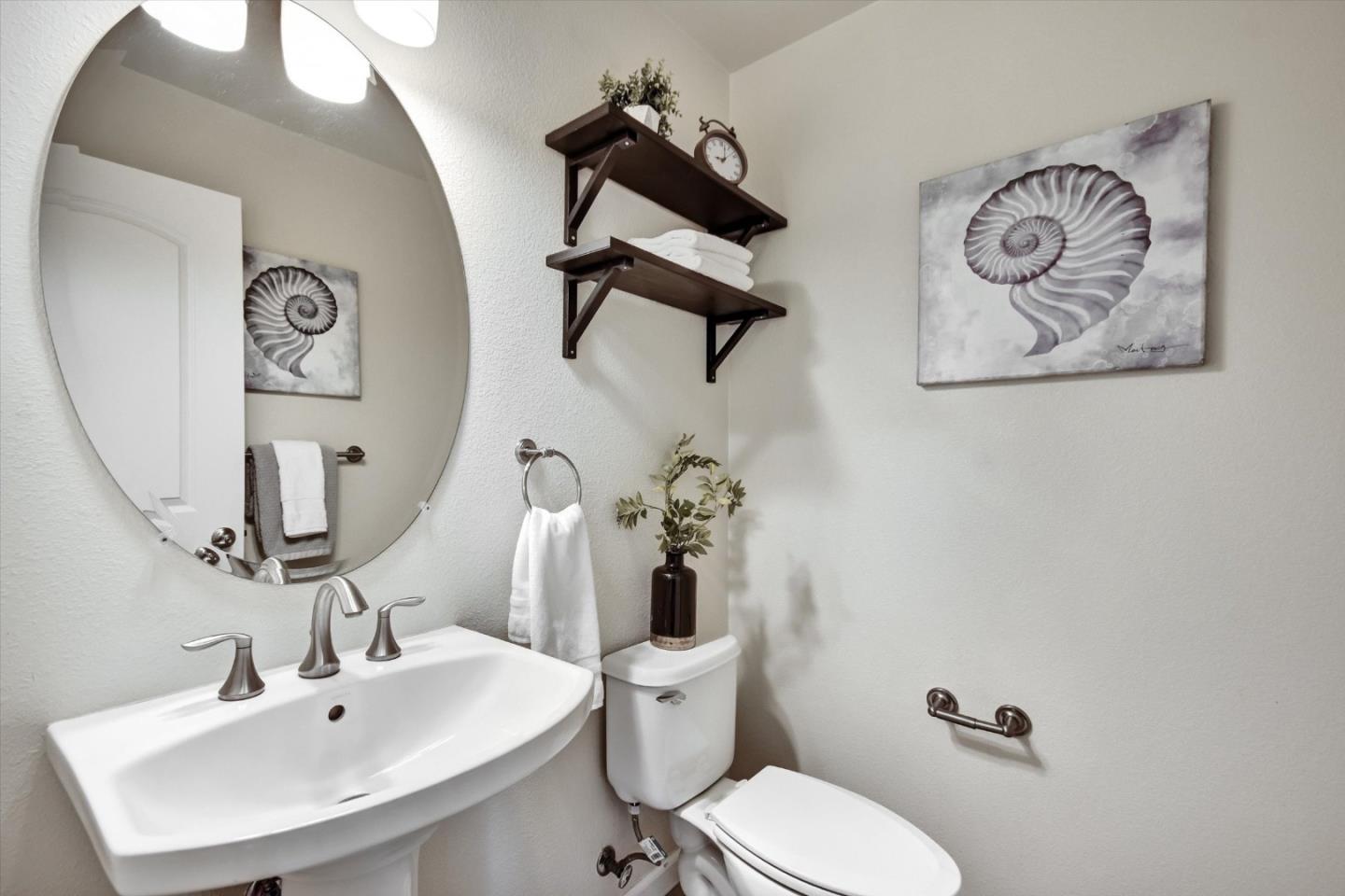 Detail Gallery Image 19 of 28 For 776 Messina Gardens Ln, San Jose,  CA 95133 - 2 Beds | 2/1 Baths