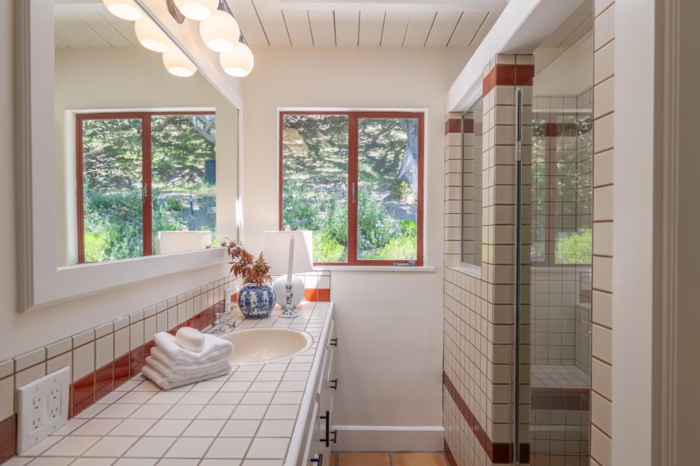 Detail Gallery Image 15 of 43 For 50 Rancho Fiesta Rd, Carmel Valley,  CA 93924 - 3 Beds | 2 Baths