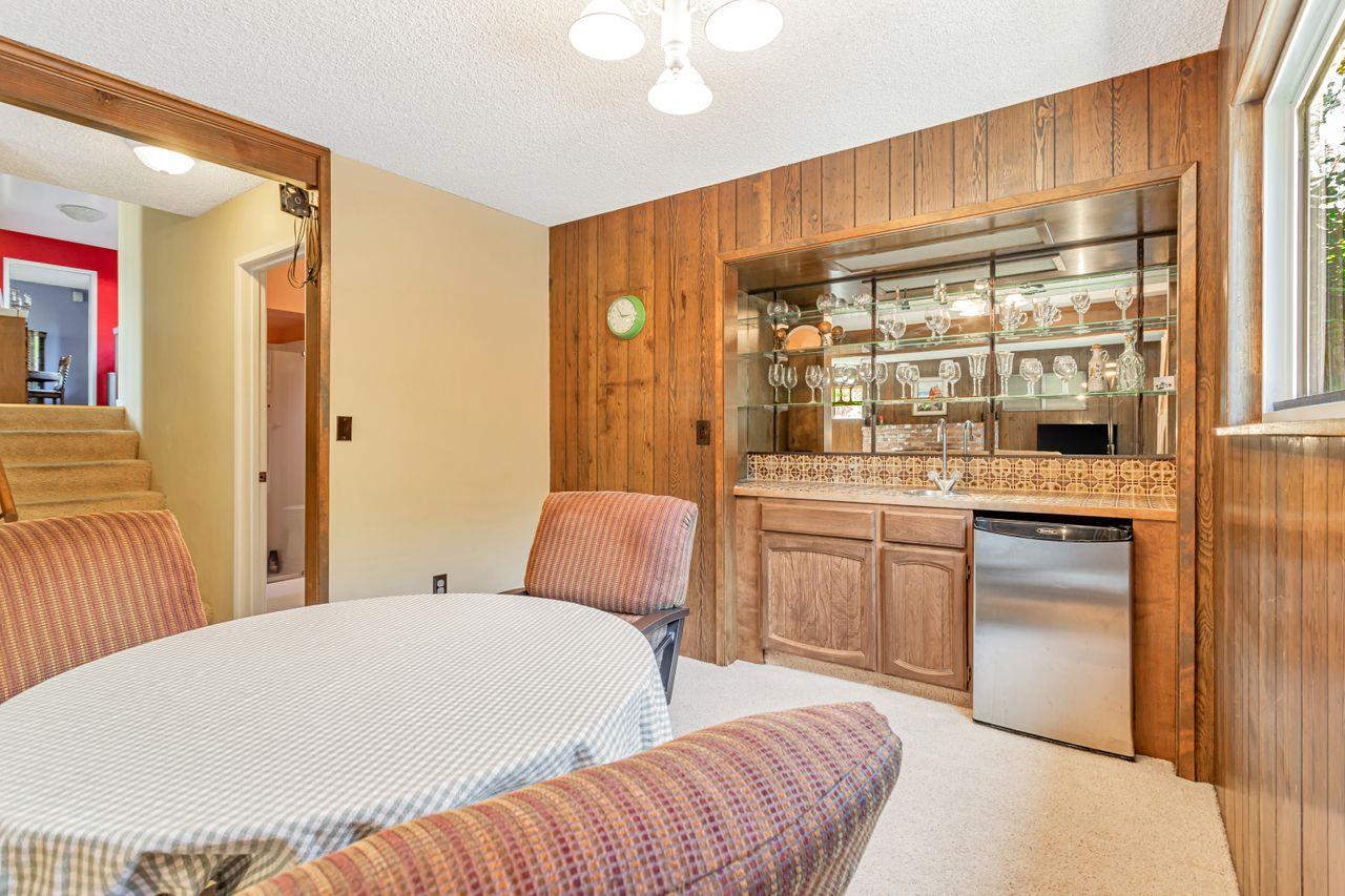 Detail Gallery Image 13 of 43 For 446 Semple Ave, Aptos,  CA 95003 - 4 Beds | 3 Baths