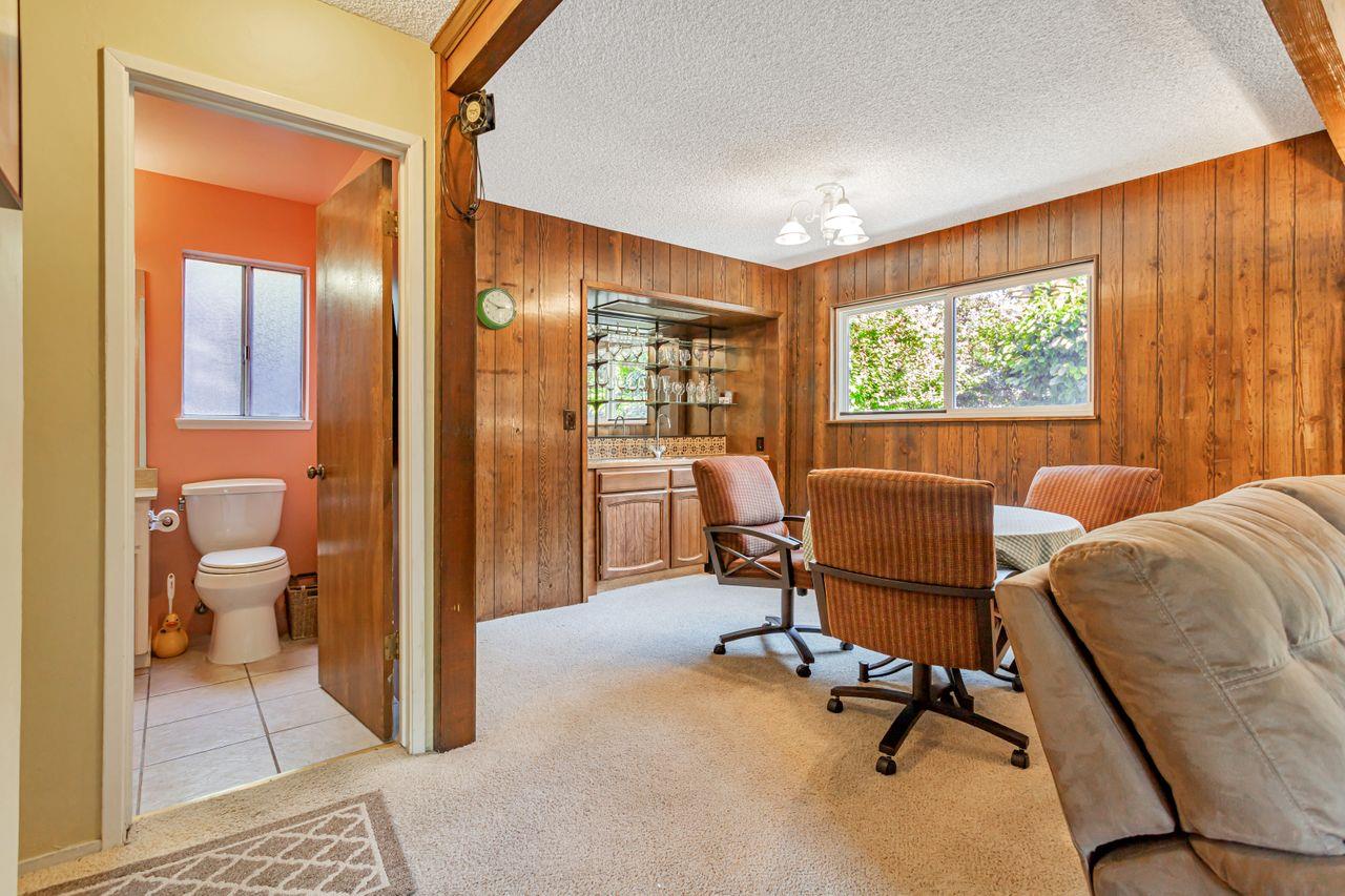 Detail Gallery Image 15 of 43 For 446 Semple Ave, Aptos,  CA 95003 - 4 Beds | 3 Baths