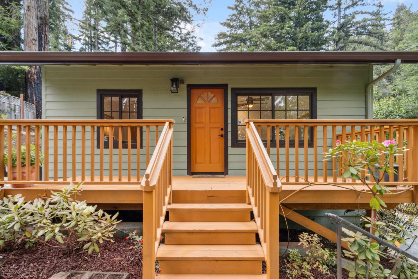 Detail Gallery Image 2 of 33 For 12414 Alba Rd, Ben Lomond,  CA 95005 - 2 Beds | 1 Baths