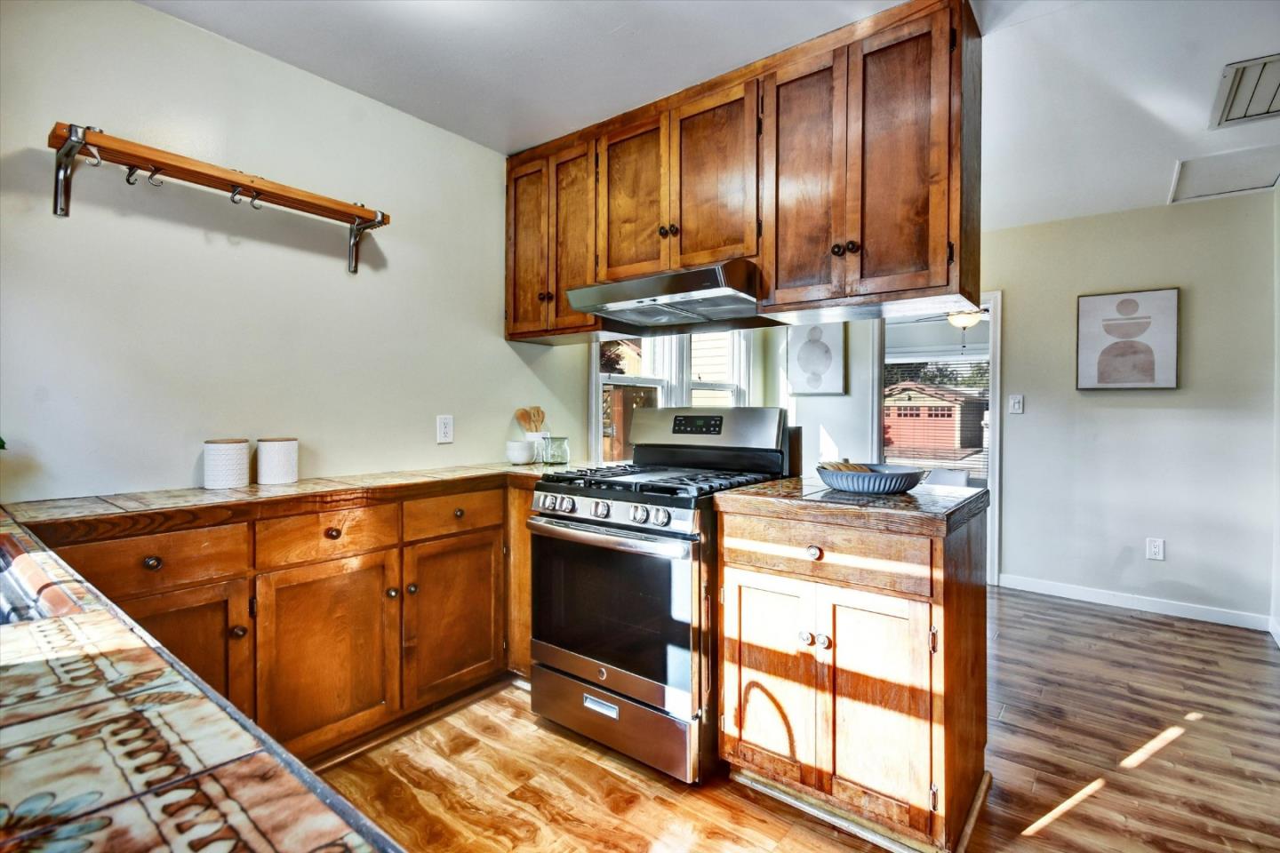 Detail Gallery Image 22 of 36 For 998 Ramona Ct, San Jose,  CA 95125 - 2 Beds | 1 Baths