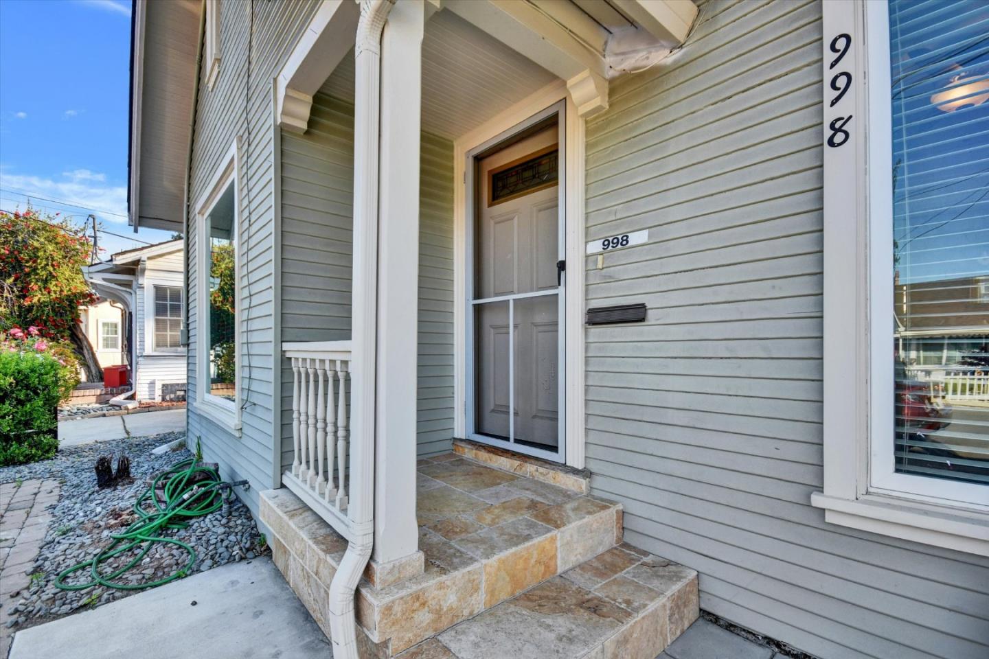 Detail Gallery Image 3 of 36 For 998 Ramona Ct, San Jose,  CA 95125 - 2 Beds | 1 Baths
