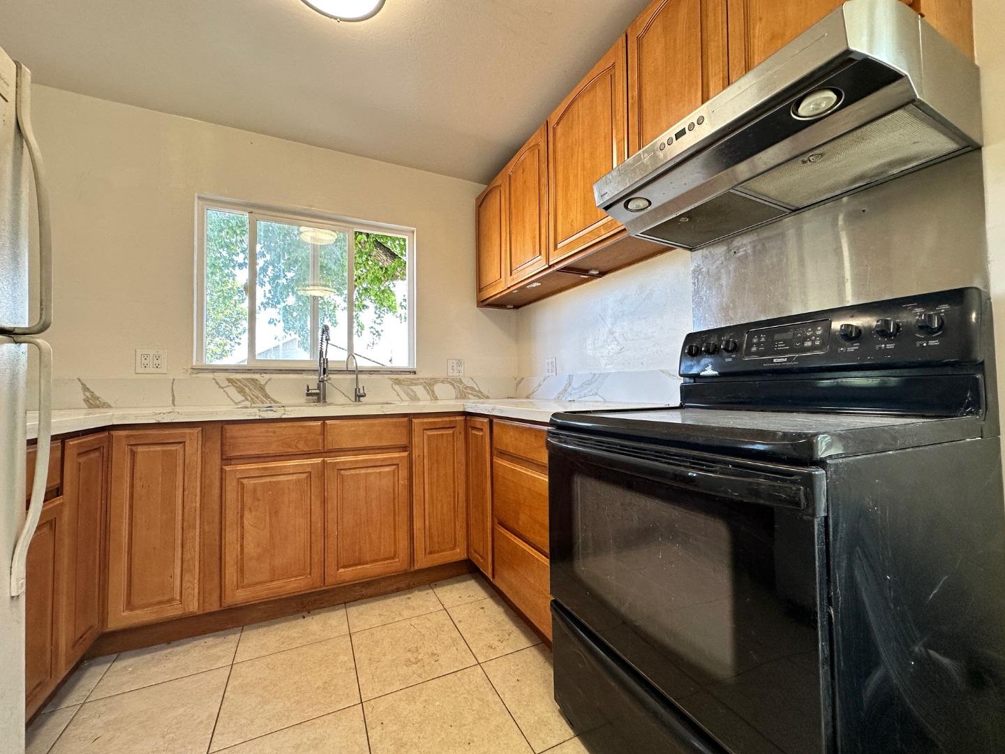 Detail Gallery Image 7 of 24 For 1430 Mckinley St, Fairfield,  CA 94533 - 4 Beds | 2/1 Baths
