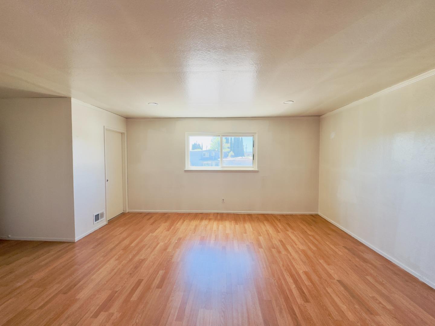 Detail Gallery Image 9 of 24 For 1430 Mckinley St, Fairfield,  CA 94533 - 4 Beds | 2/1 Baths