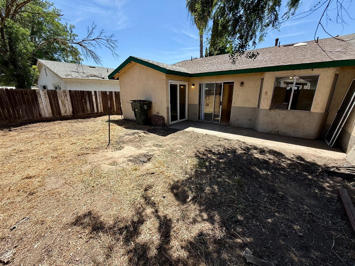 Detail Gallery Image 15 of 16 For 705 Deerwood Dr, Madera,  CA 93637 - 2 Beds | 2 Baths