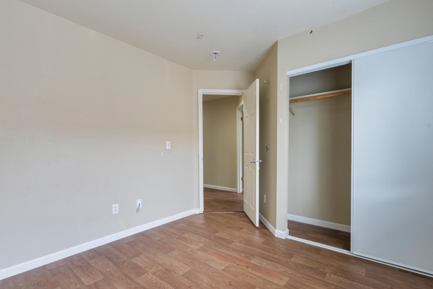 Detail Gallery Image 22 of 39 For 1001 Eagle Dr, Salinas,  CA 93905 - 4 Beds | 2 Baths
