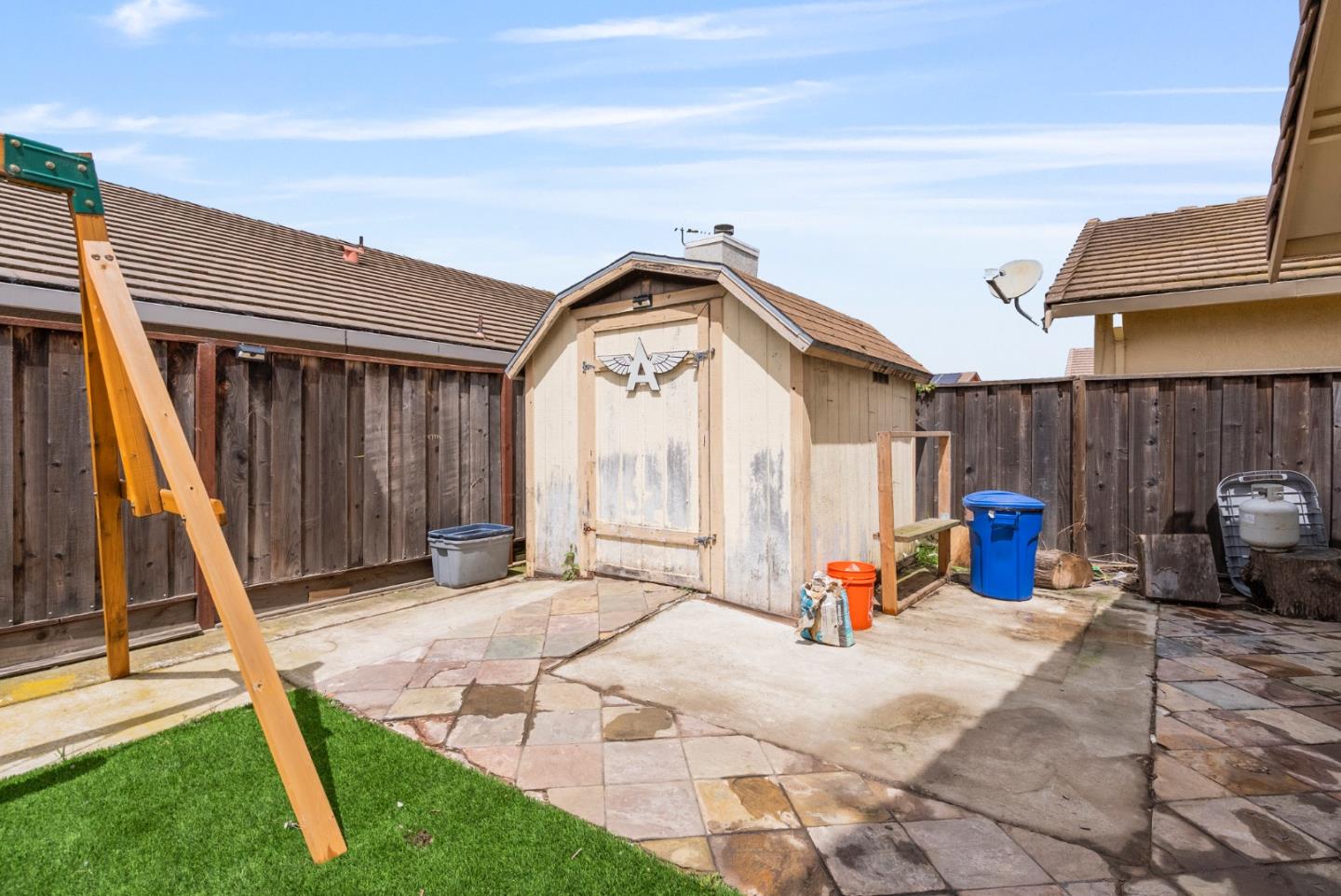 Detail Gallery Image 32 of 39 For 1001 Eagle Dr, Salinas,  CA 93905 - 4 Beds | 2 Baths