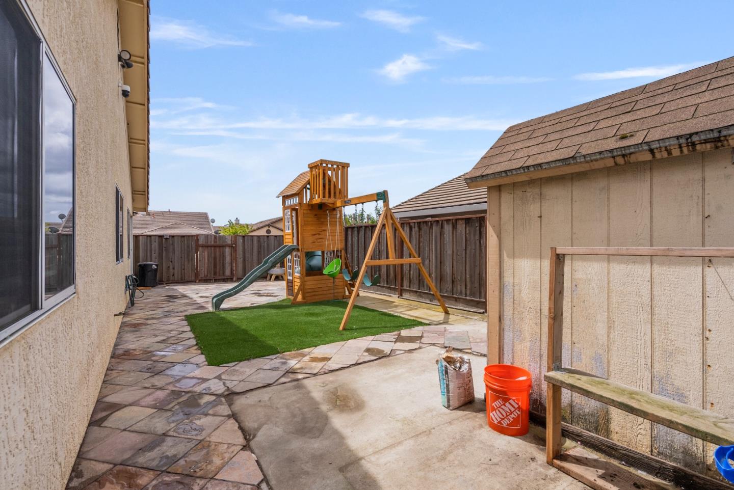 Detail Gallery Image 34 of 39 For 1001 Eagle Dr, Salinas,  CA 93905 - 4 Beds | 2 Baths