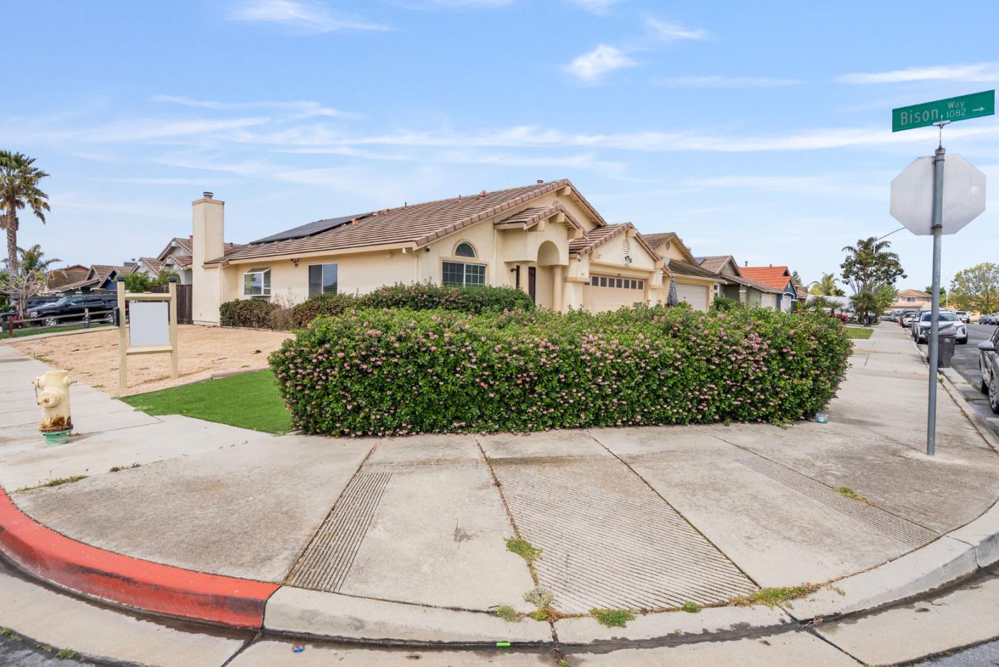 Detail Gallery Image 38 of 39 For 1001 Eagle Dr, Salinas,  CA 93905 - 4 Beds | 2 Baths