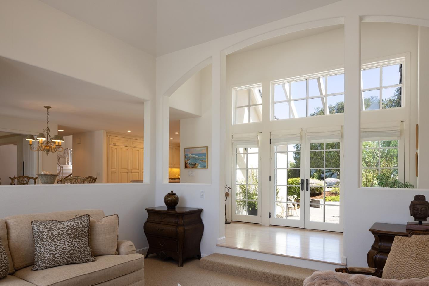 Detail Gallery Image 11 of 37 For 26048 Paseo Del Sur, Monterey,  CA 93940 - 4 Beds | 4/1 Baths