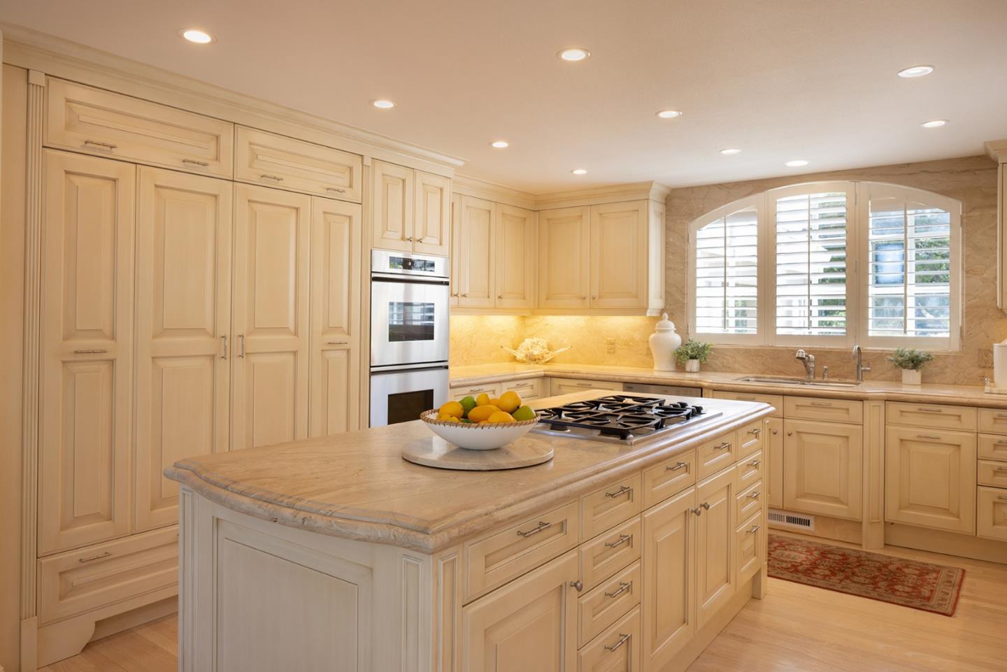 Detail Gallery Image 14 of 37 For 26048 Paseo Del Sur, Monterey,  CA 93940 - 4 Beds | 4/1 Baths