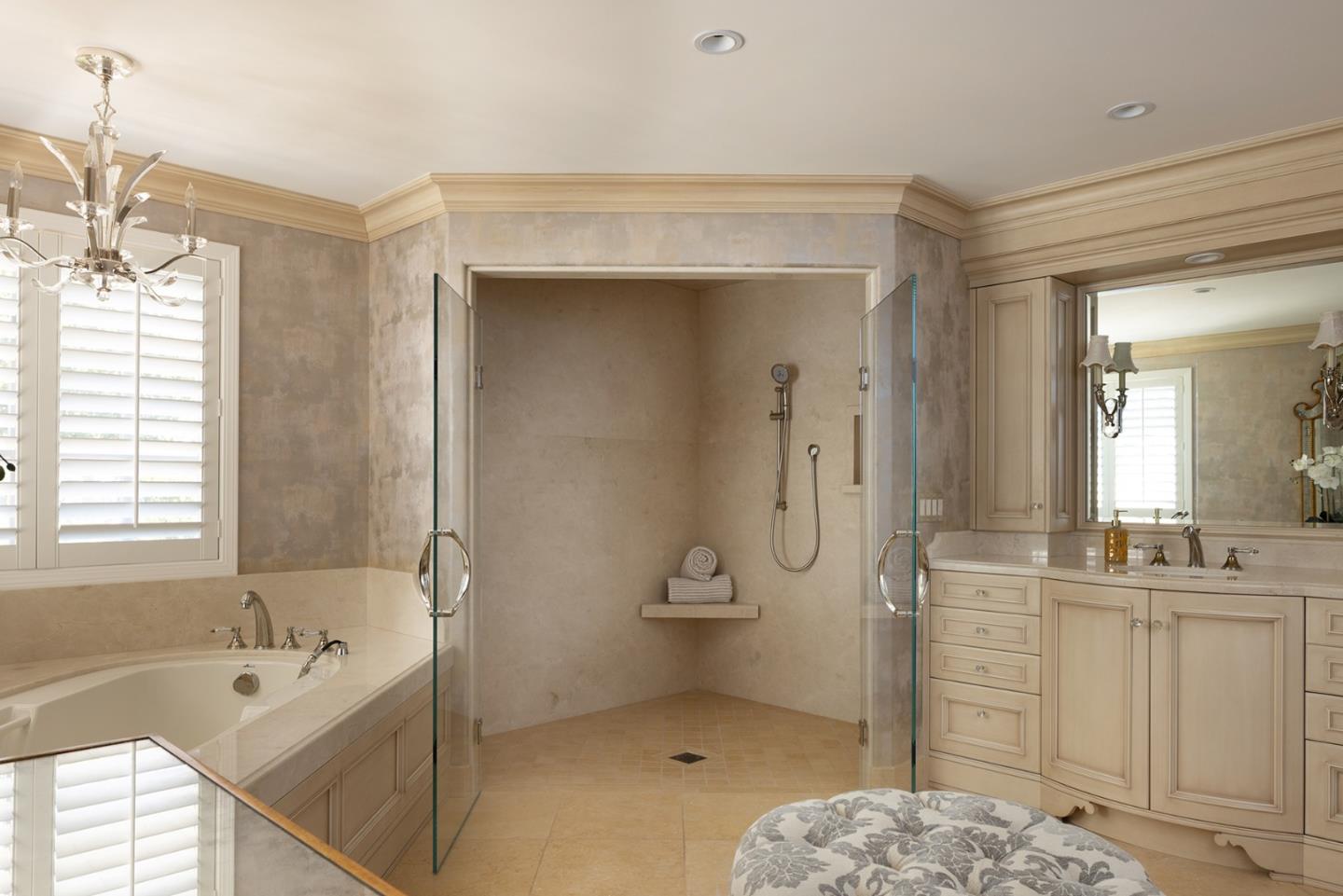 Detail Gallery Image 20 of 37 For 26048 Paseo Del Sur, Monterey,  CA 93940 - 4 Beds | 4/1 Baths
