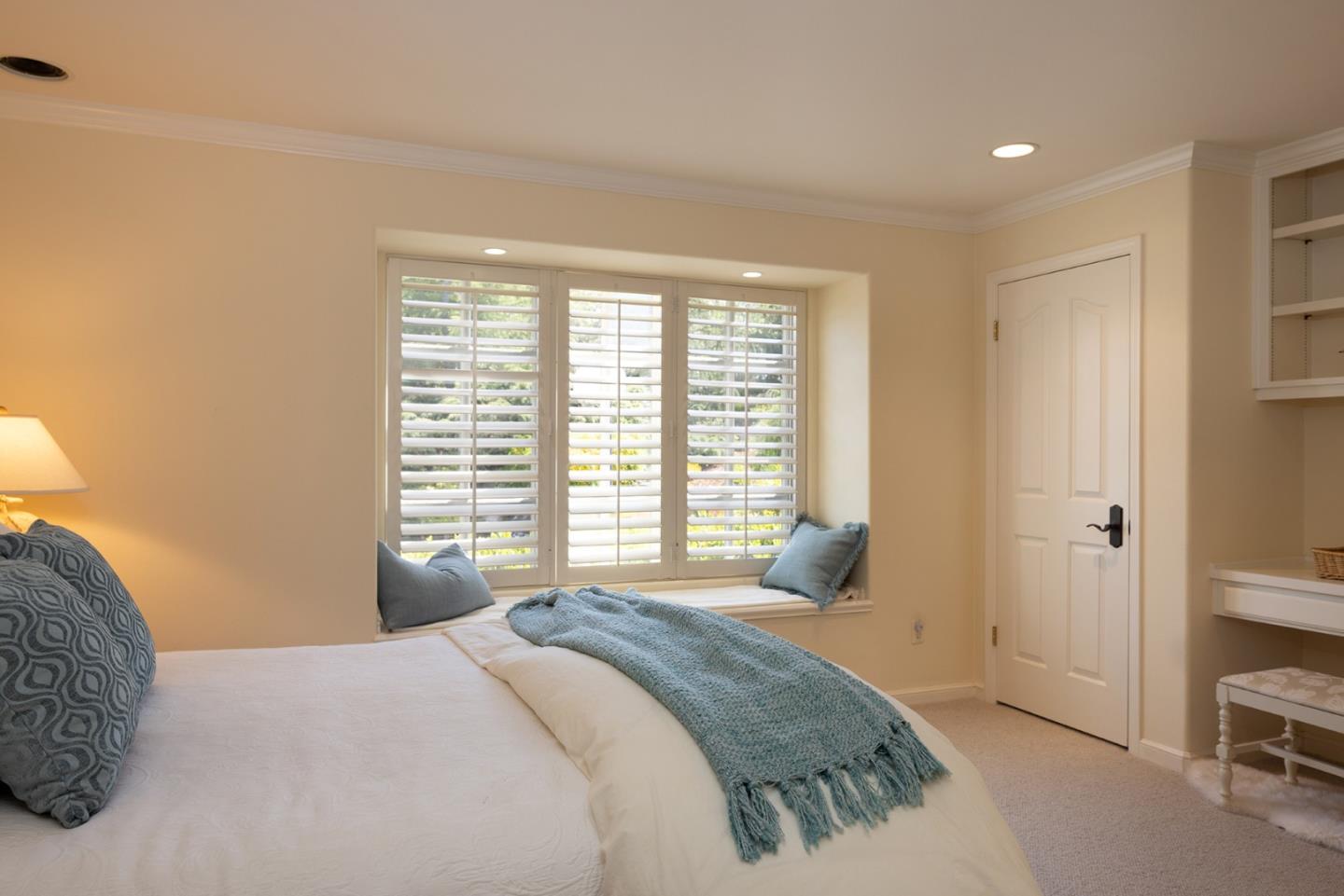 Detail Gallery Image 24 of 37 For 26048 Paseo Del Sur, Monterey,  CA 93940 - 4 Beds | 4/1 Baths