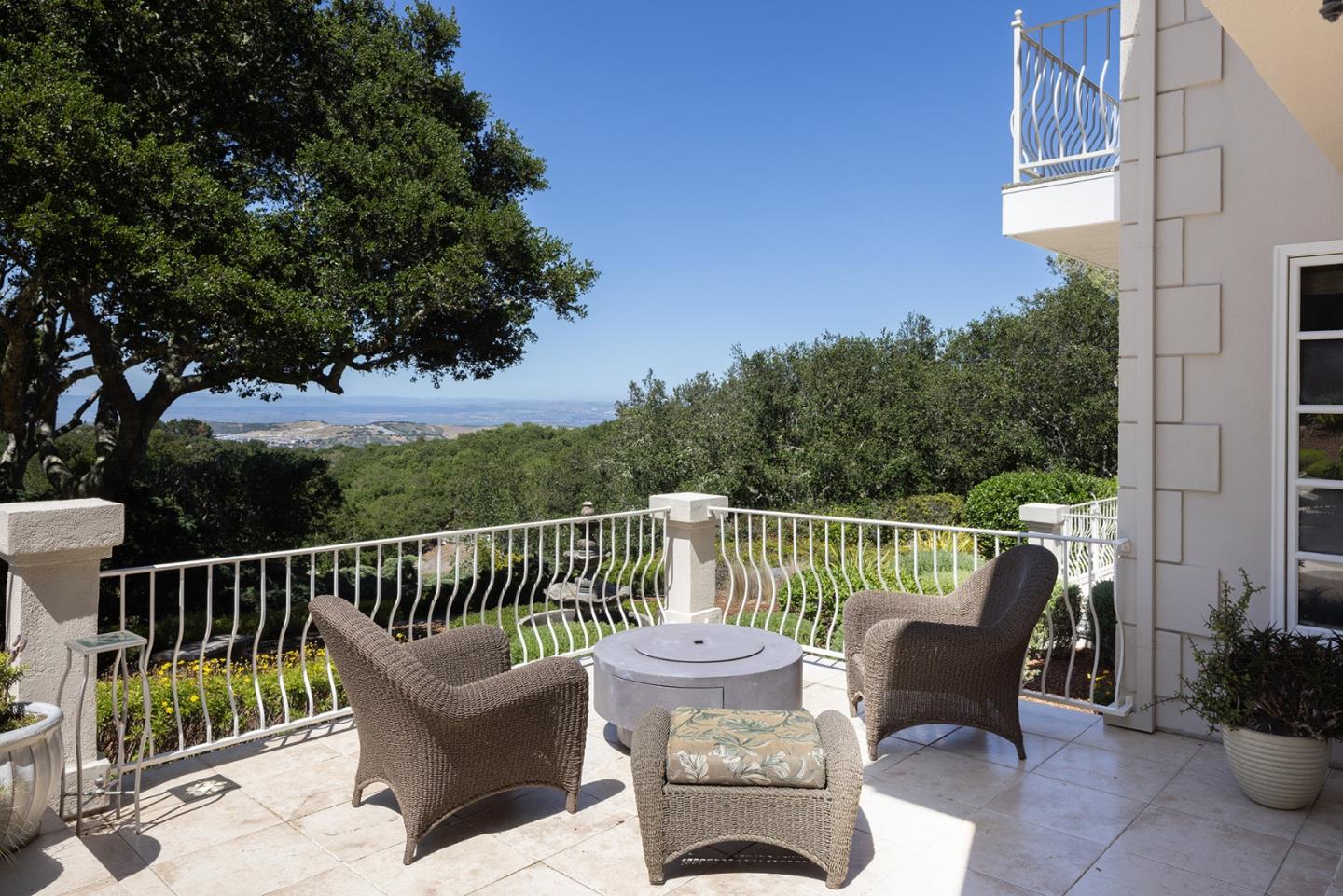 Detail Gallery Image 30 of 37 For 26048 Paseo Del Sur, Monterey,  CA 93940 - 4 Beds | 4/1 Baths