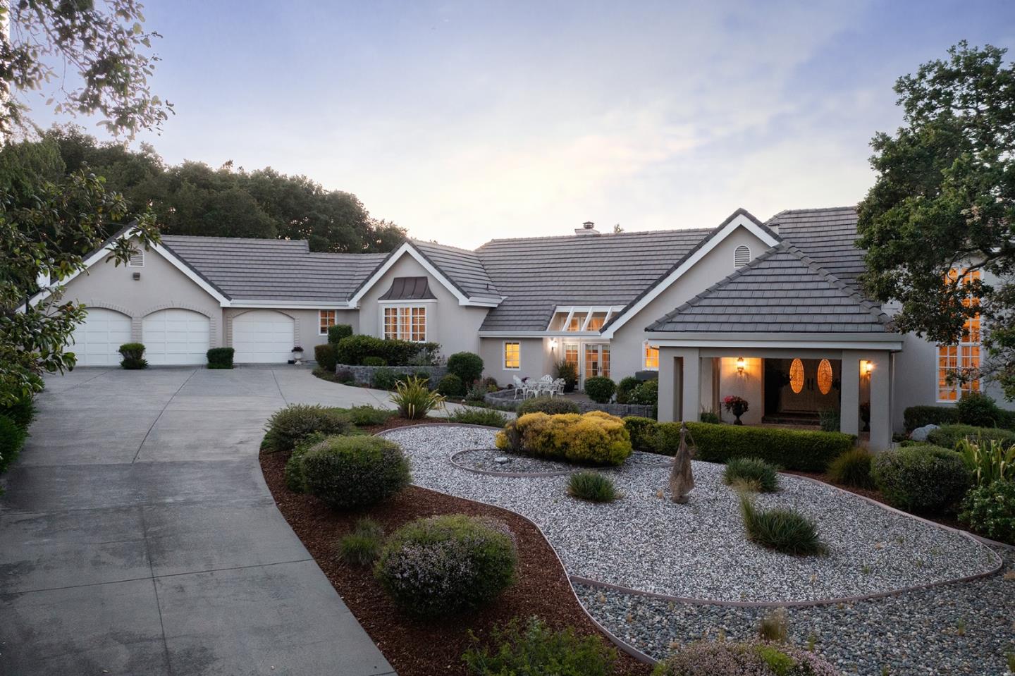 Detail Gallery Image 35 of 37 For 26048 Paseo Del Sur, Monterey,  CA 93940 - 4 Beds | 4/1 Baths
