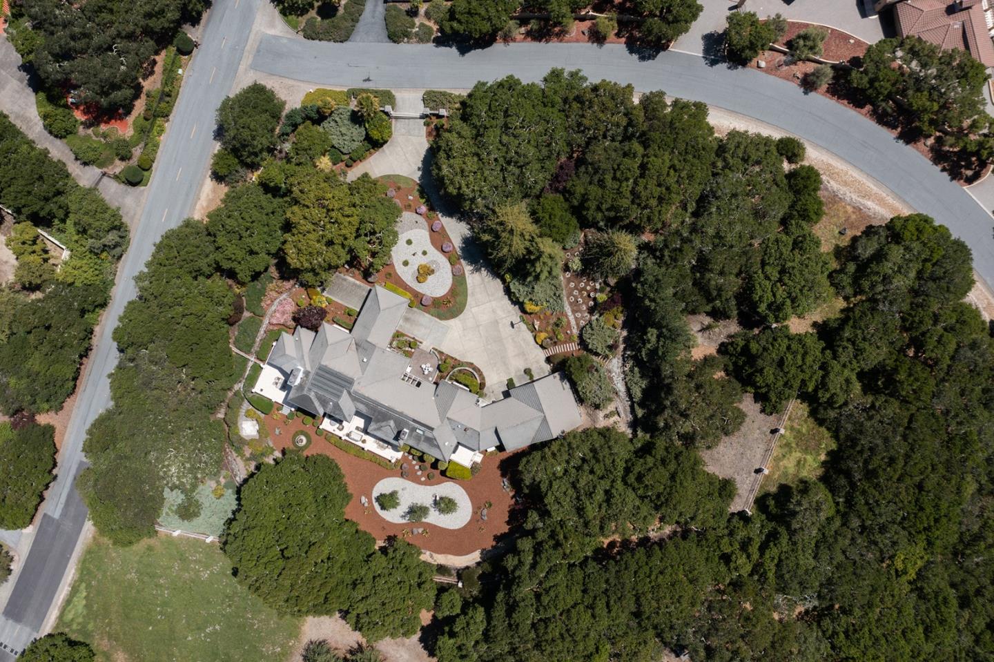 Detail Gallery Image 36 of 37 For 26048 Paseo Del Sur, Monterey,  CA 93940 - 4 Beds | 4/1 Baths