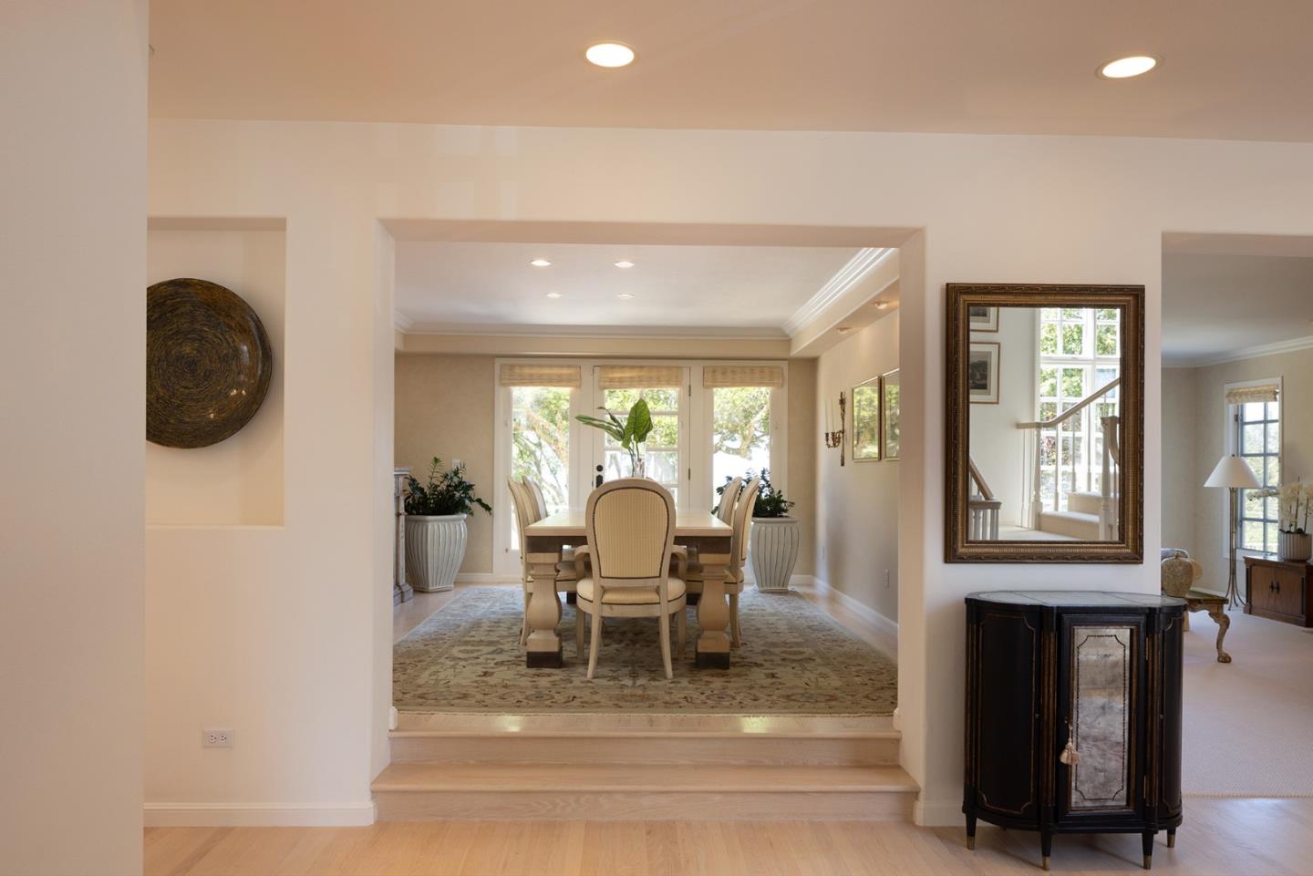 Detail Gallery Image 9 of 37 For 26048 Paseo Del Sur, Monterey,  CA 93940 - 4 Beds | 4/1 Baths