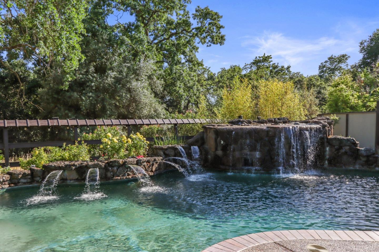 Detail Gallery Image 14 of 22 For 3120 Shire Ln, Walnut Creek,  CA 94598 - 3 Beds | 2 Baths