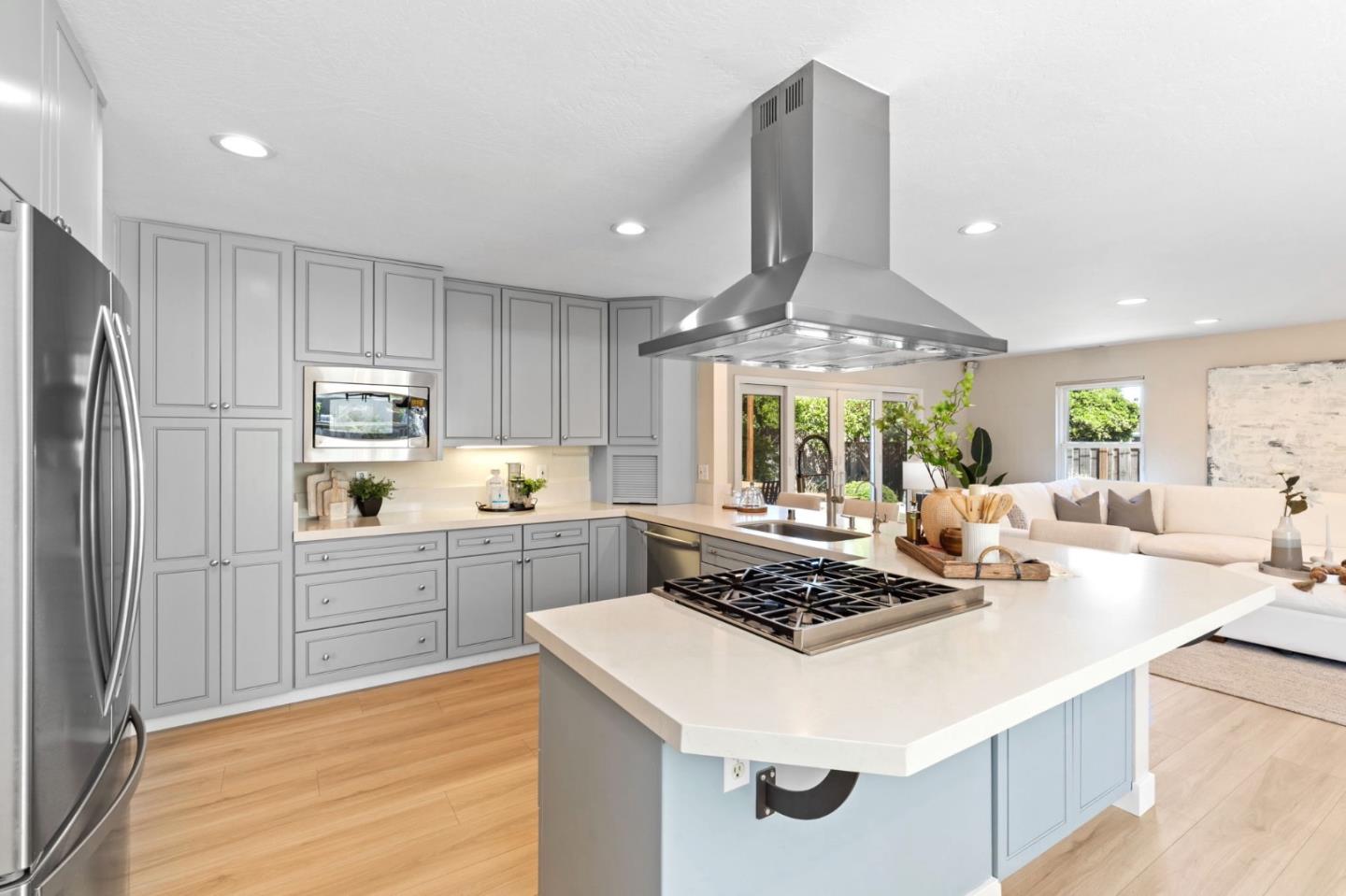 Detail Gallery Image 10 of 29 For 4777 Mccoy Ave, San Jose,  CA 95130 - 3 Beds | 2 Baths