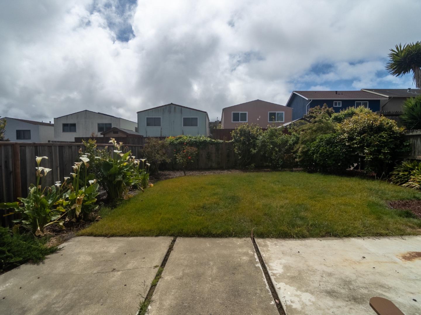 Detail Gallery Image 25 of 31 For 55 Wembley Dr, Daly City,  CA 94015 - 3 Beds | 1/1 Baths