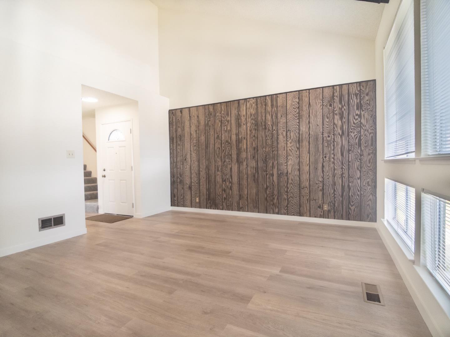 Detail Gallery Image 5 of 31 For 55 Wembley Dr, Daly City,  CA 94015 - 3 Beds | 1/1 Baths