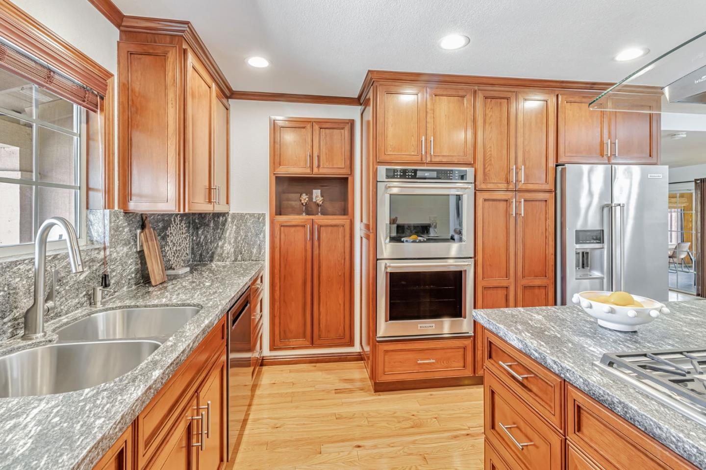 Detail Gallery Image 11 of 38 For 2850 Glen Heather Dr, San Jose,  CA 95133 - 3 Beds | 2 Baths