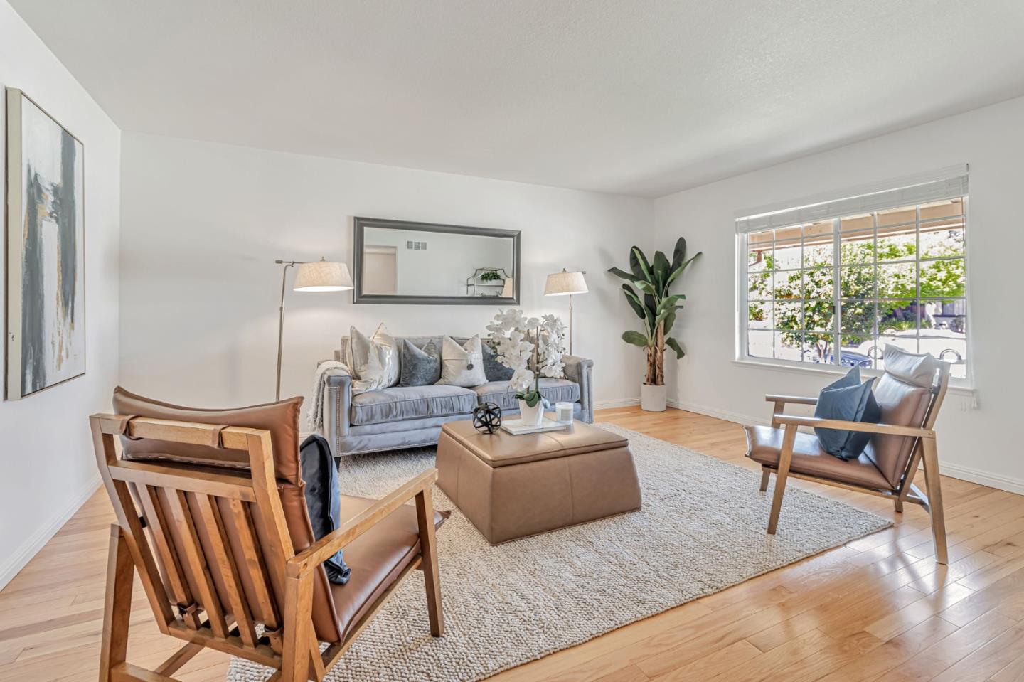 Detail Gallery Image 2 of 38 For 2850 Glen Heather Dr, San Jose,  CA 95133 - 3 Beds | 2 Baths
