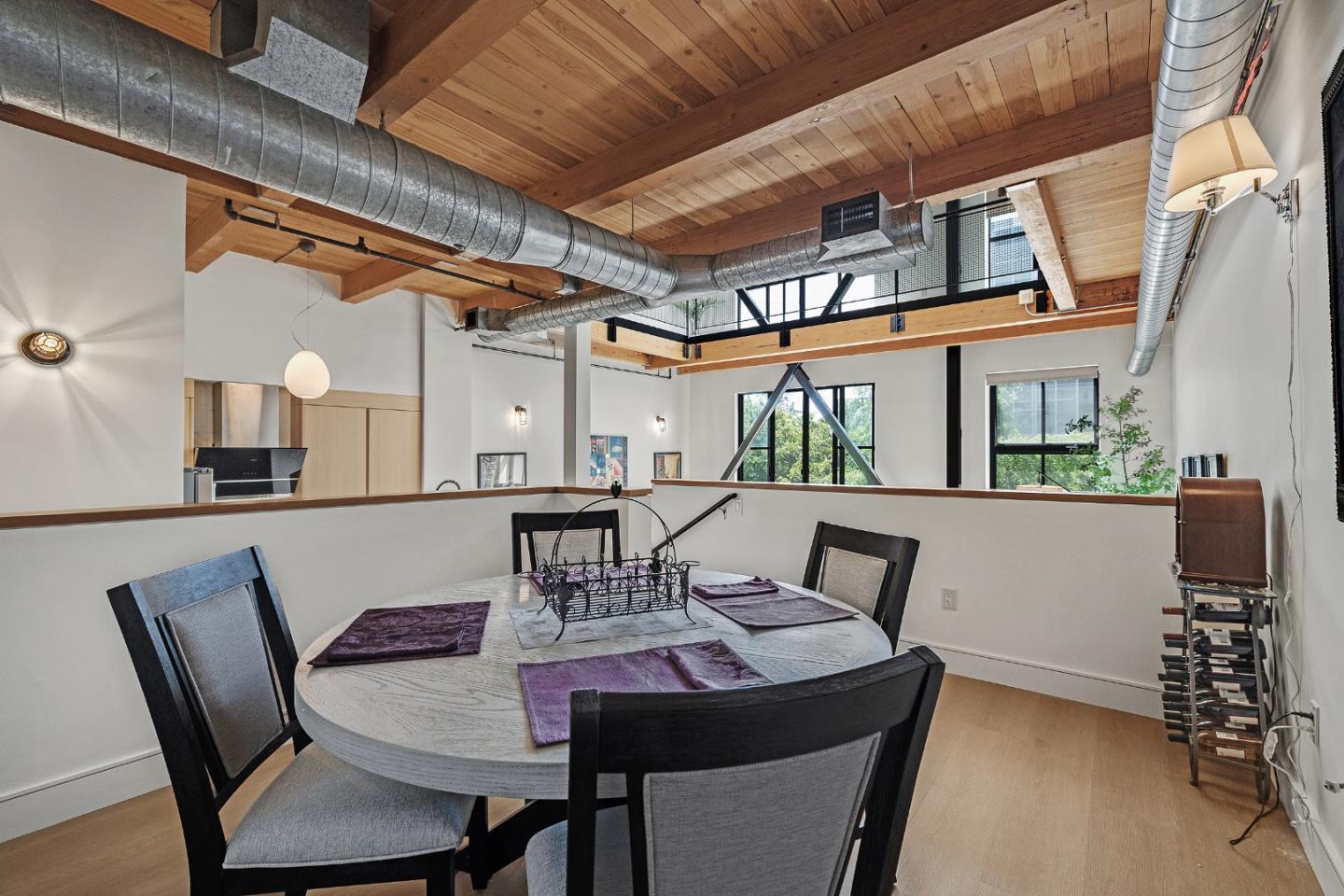 Detail Gallery Image 11 of 28 For 333 Santana Row #224,  San Jose,  CA 95128 - 2 Beds | 2/1 Baths