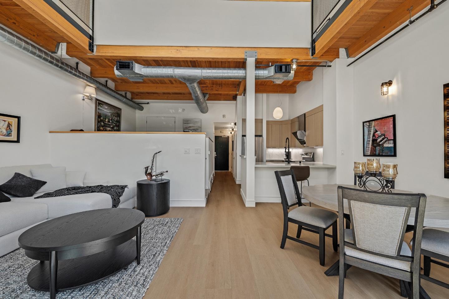 Detail Gallery Image 15 of 28 For 333 Santana Row #224,  San Jose,  CA 95128 - 2 Beds | 2/1 Baths