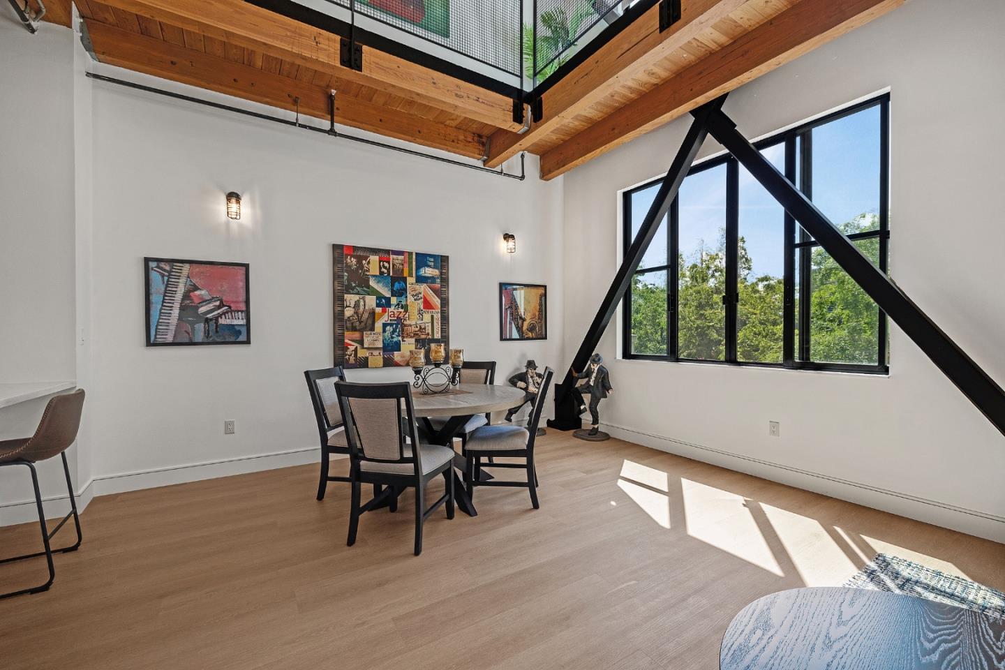 Detail Gallery Image 16 of 28 For 333 Santana Row #224,  San Jose,  CA 95128 - 2 Beds | 2/1 Baths