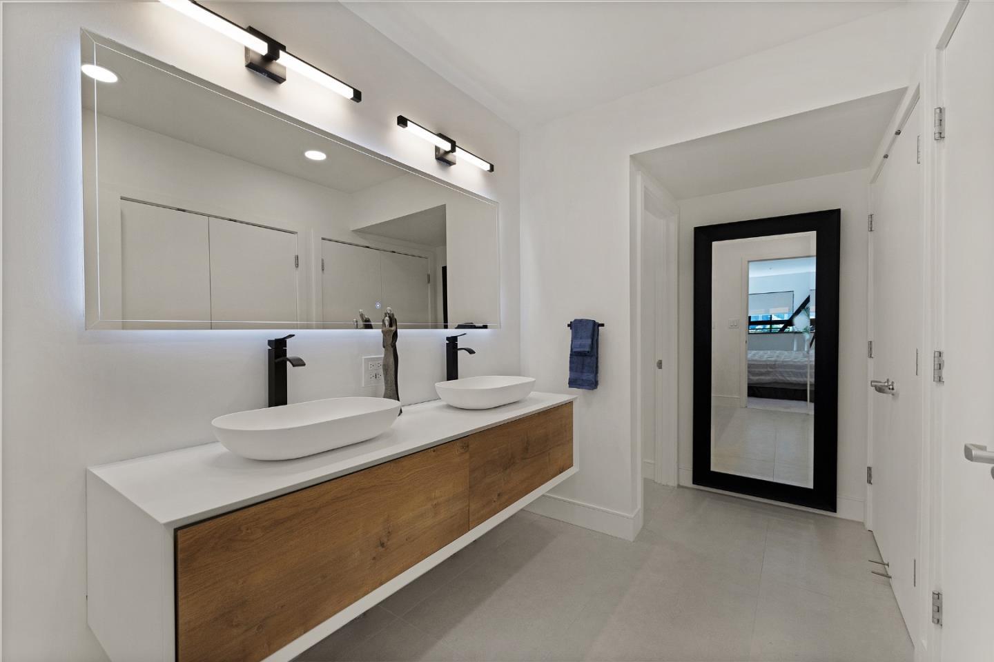 Detail Gallery Image 20 of 28 For 333 Santana Row #224,  San Jose,  CA 95128 - 2 Beds | 2/1 Baths