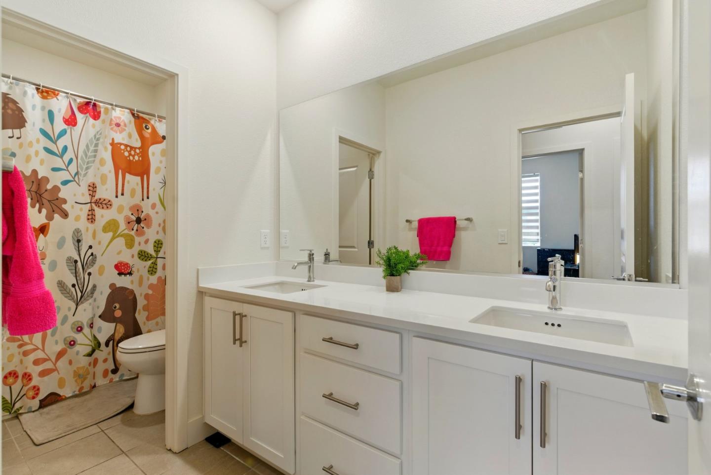 Detail Gallery Image 33 of 38 For 5758 Tournament Ct, Tracy,  CA 95377 - 4 Beds | 3 Baths