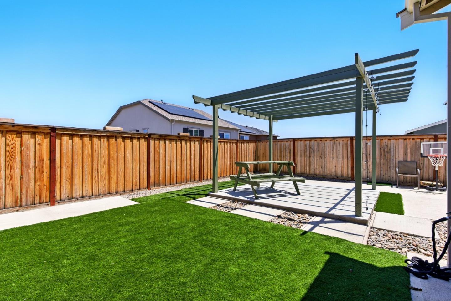 Detail Gallery Image 36 of 38 For 5758 Tournament Ct, Tracy,  CA 95377 - 4 Beds | 3 Baths