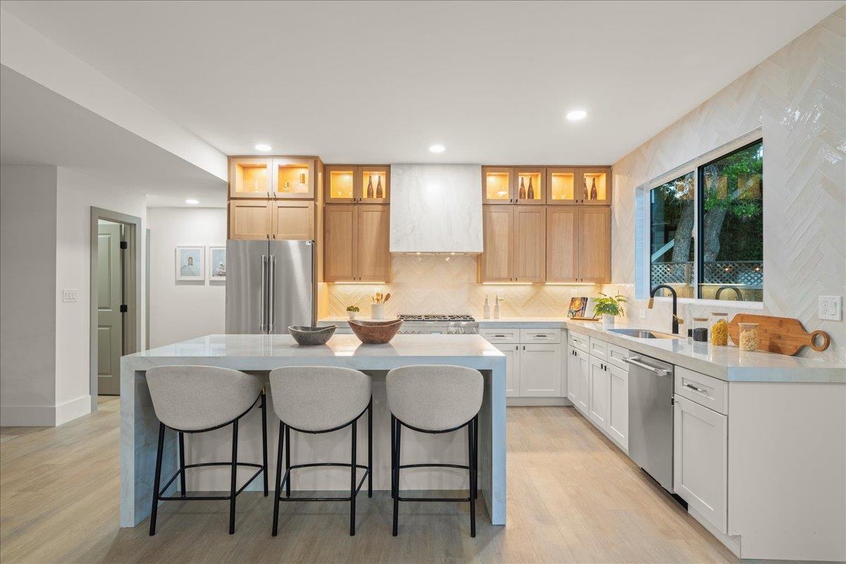 Detail Gallery Image 13 of 69 For 958 Ellis Ave, San Jose,  CA 95125 - 4 Beds | 3/1 Baths