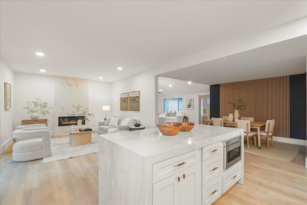 Detail Gallery Image 16 of 69 For 958 Ellis Ave, San Jose,  CA 95125 - 4 Beds | 3/1 Baths